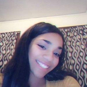 Meet your Posher, Brittney